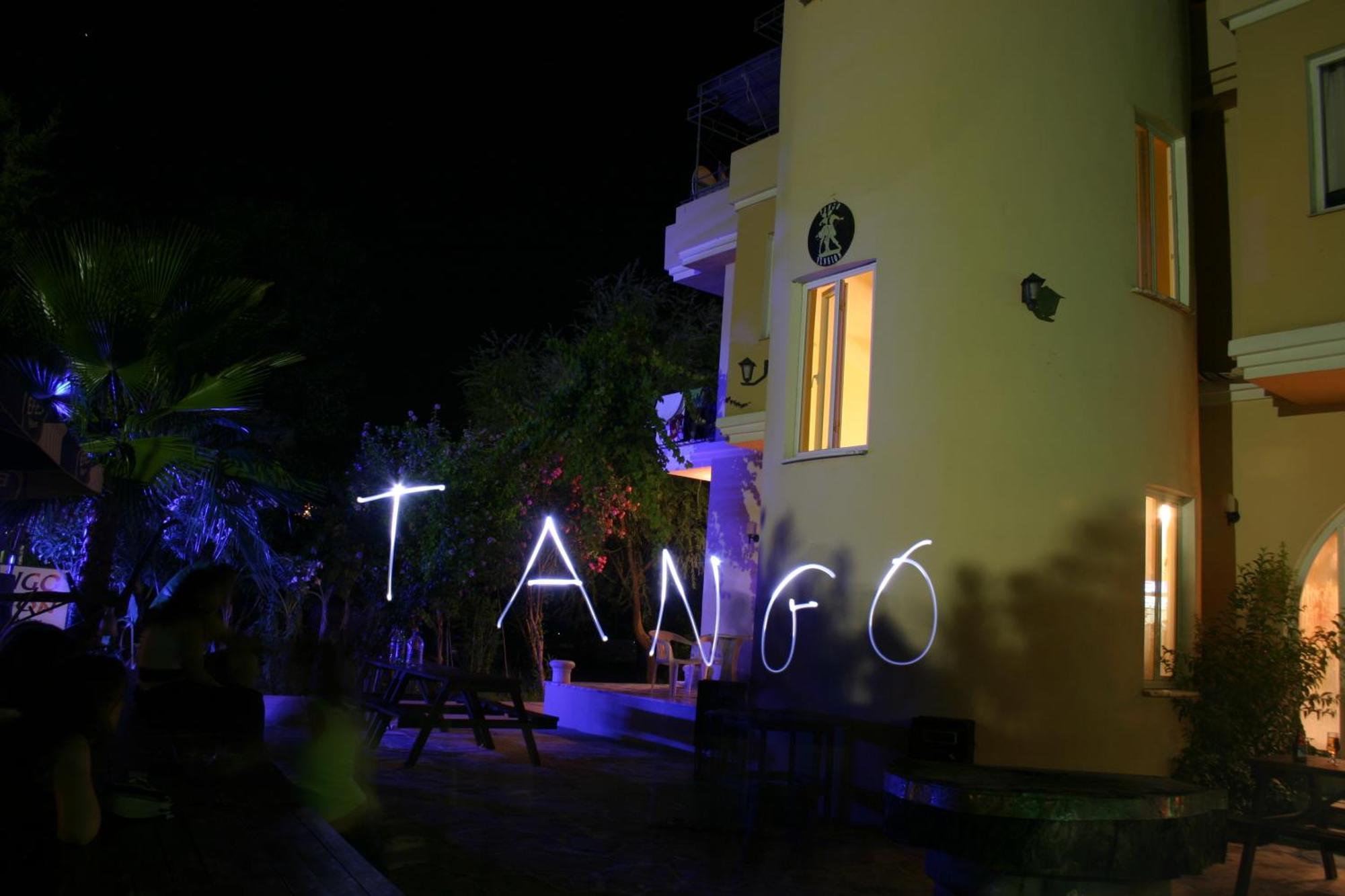 Tango Pension كويجيز المظهر الخارجي الصورة